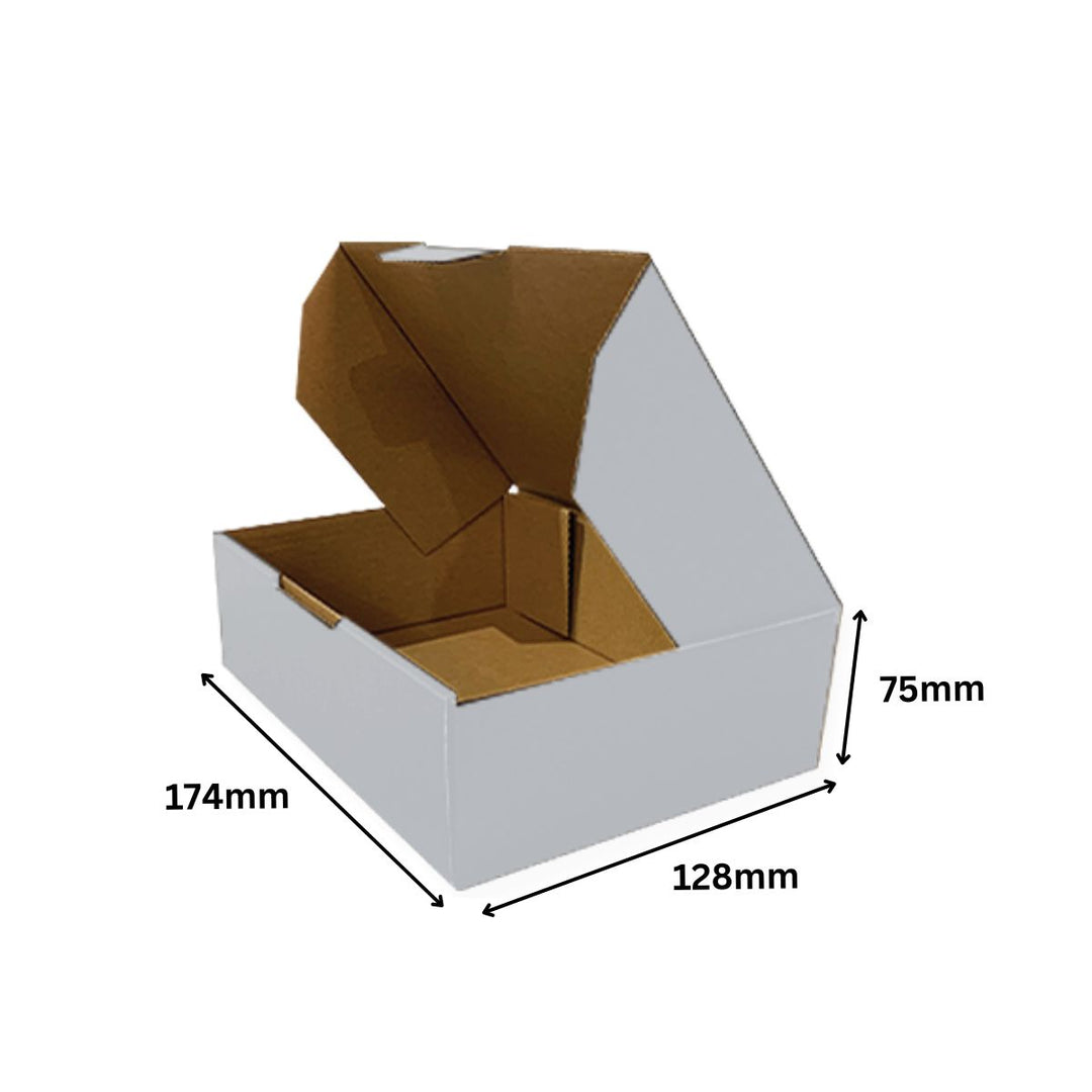 Durable Mailing Box 174 x 128 x 75mm – Sturdy & Secure Shipping Solution